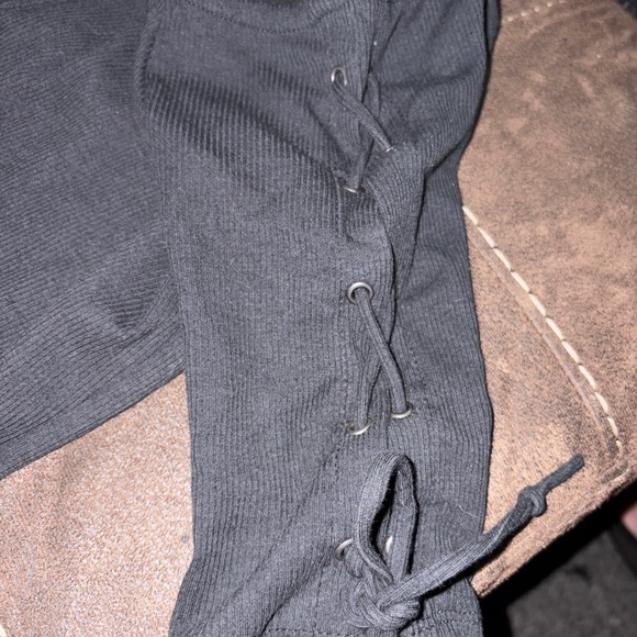 Top - Picture 3 of 5